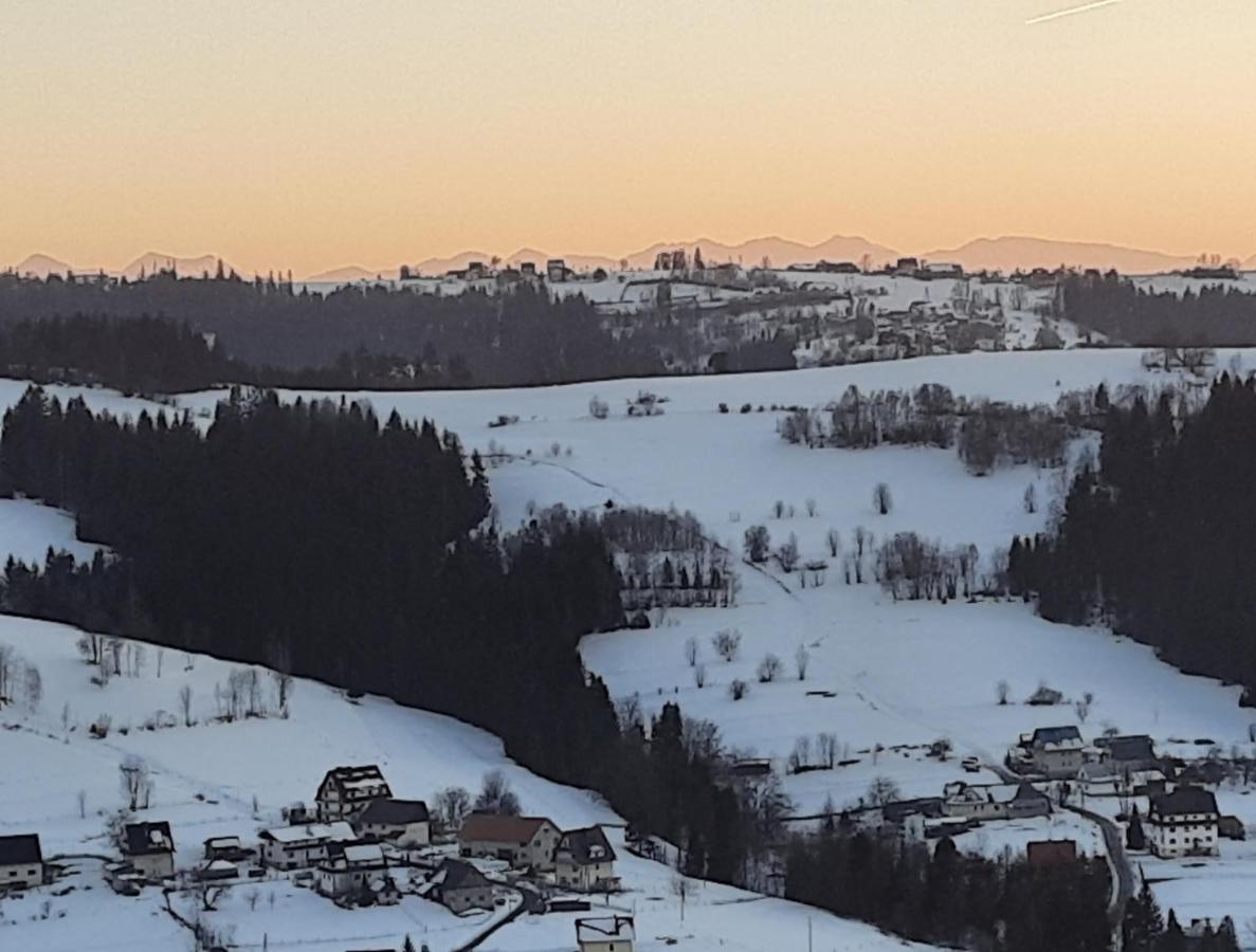 Domek Na Szlaku Rikardo Ponice Buitenkant foto